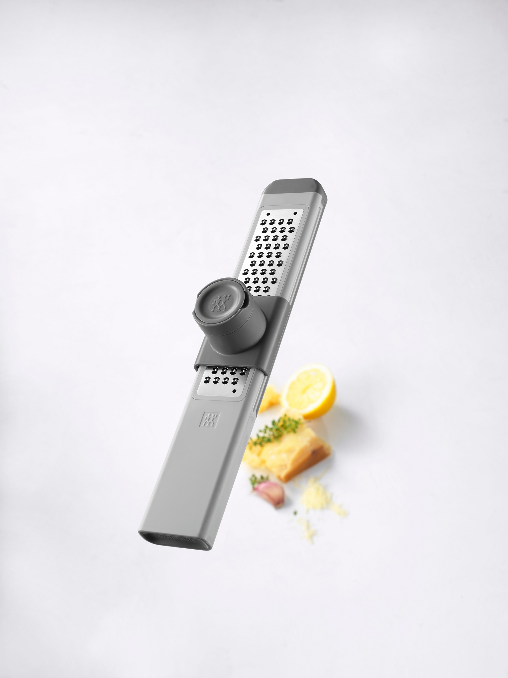 272668_FineGrater_Front_A2_0002_300dpi